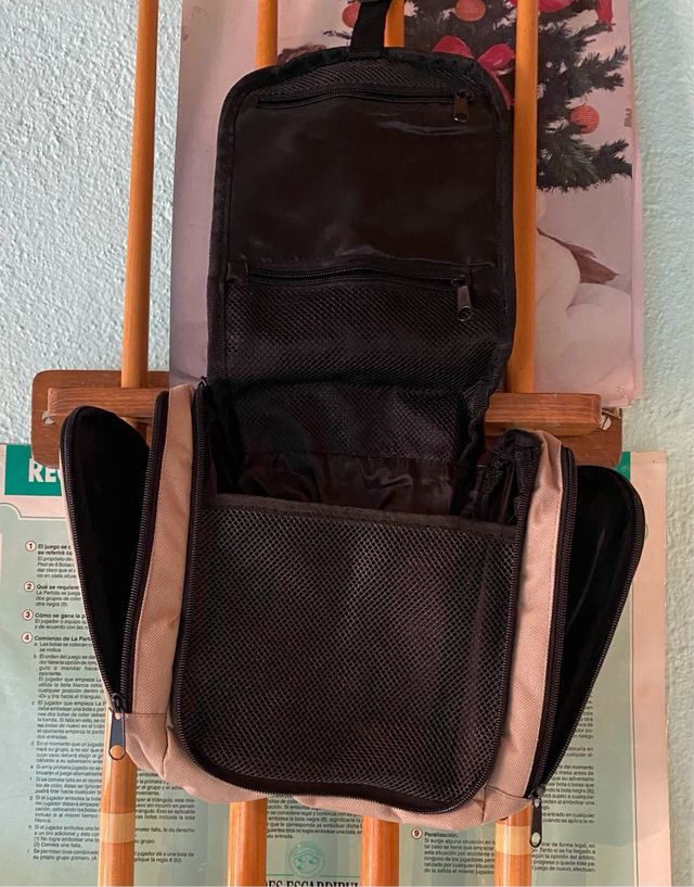 Bolso de mano American Crew beige y negro