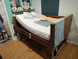 Cama eléctrica elevable 135cm