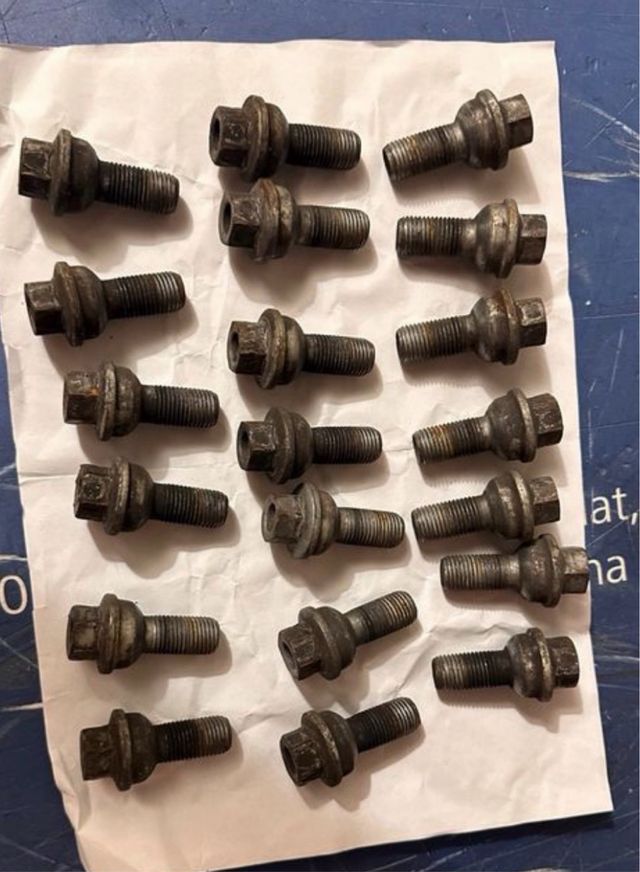 Tornillos ORIGINALES T5 T6 Multivan Transporter