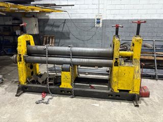 Curvadora de tubos y chapas industrial