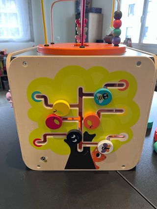Cubo de actividades Janod 0-2 años