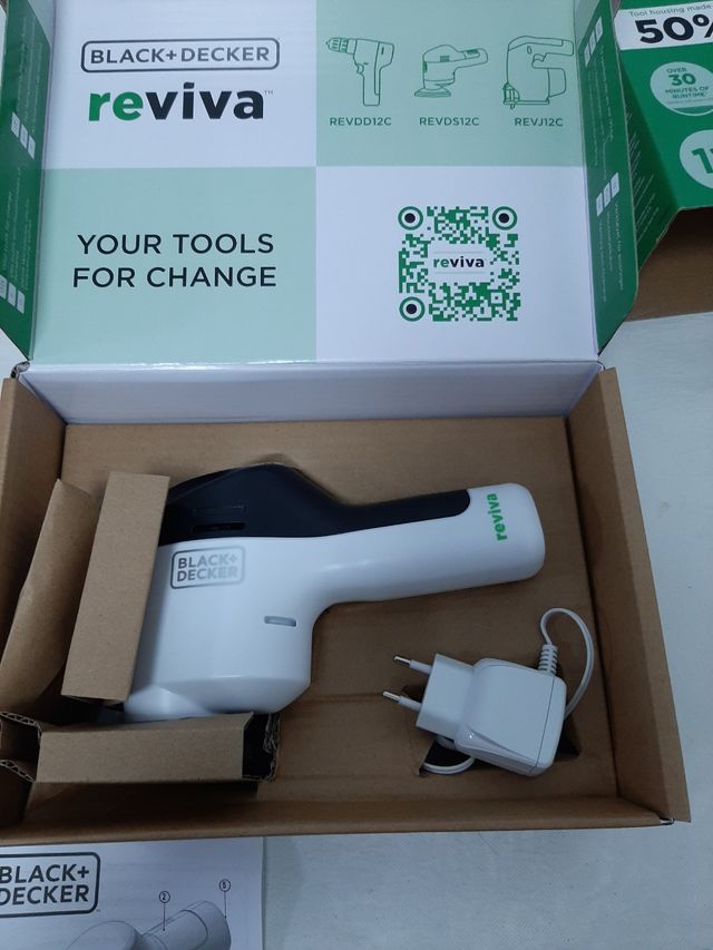 Lijadora Inalámbrica Black+Decker Reviva 12V