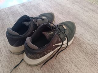 Zapatillas Nike Air Max Negras y Blancas