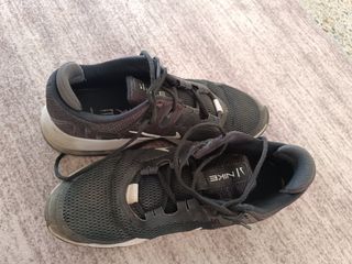 Zapatillas Nike Air Max Negras y Blancas