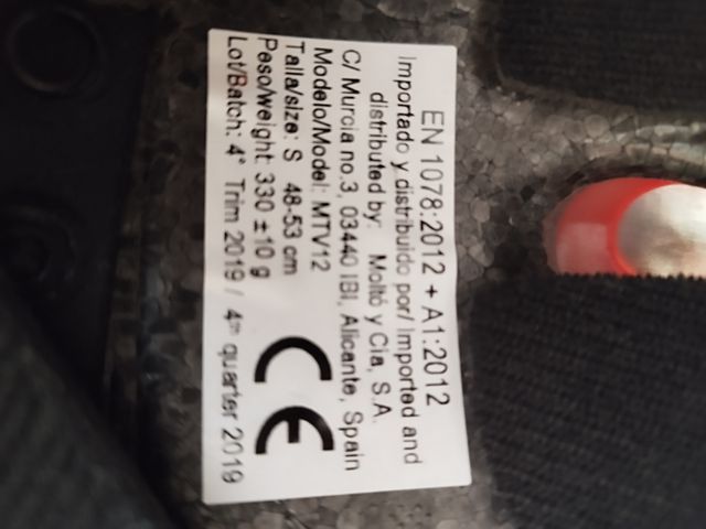 Casco infantil Molto estrellas.3-4 años