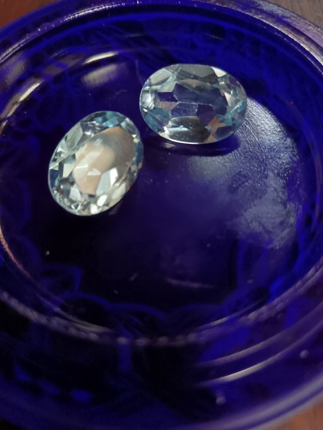 Topazio Azzurro e Bianco