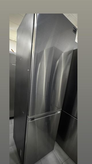 FRIGORÍFICO COMBI NO FROST MARCA SAMSUNG EN INOX 