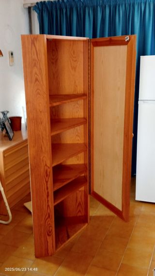 Mueble rinconero de madera