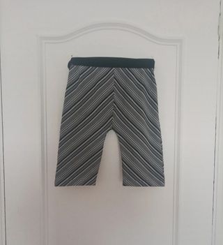 pantalón corto 