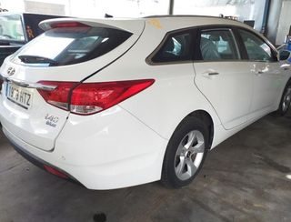 Hyundai 7141135 asiento delantero 886003z060ry i40