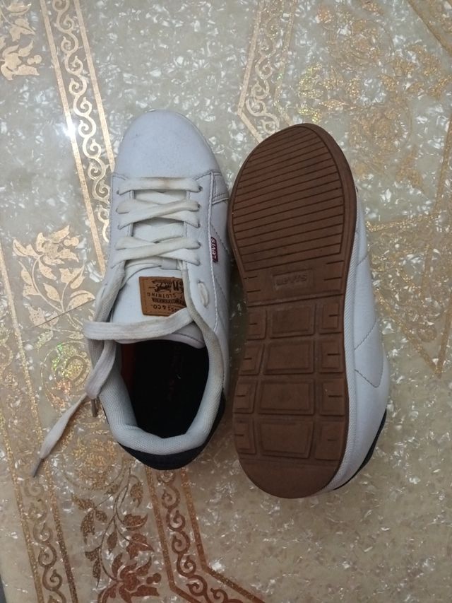 Zapatillas Levi's Hombre Blancas y Azules