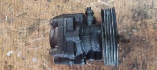 Bomba dirección 7700419118/C Renault Clio II (199