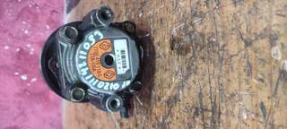 Bomba dirección 7700419118/C Renault Clio II (199