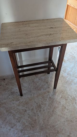 Mesita auxiliar piedra y madera
