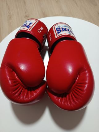 Guantes de Boxeo Twins 12 oz Rojos