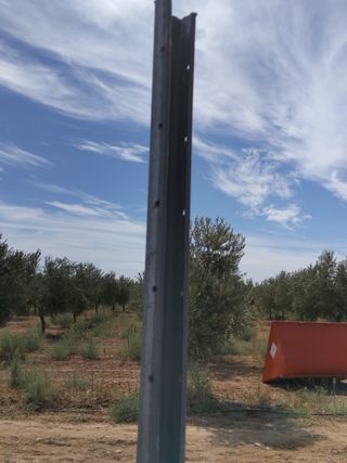 Postes para emparrado