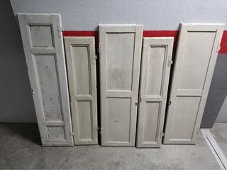 Contraventanas antiguas de madera (blancas)