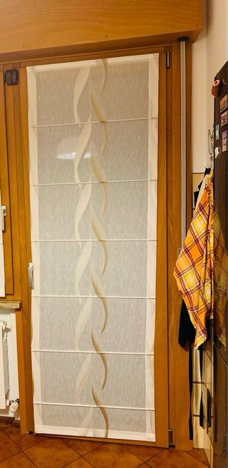 Tenda a pacchetto beige e marrone nuova