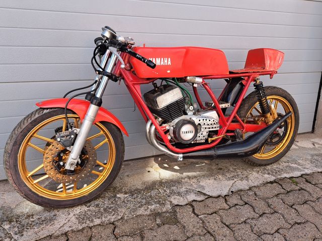 Proyecto Replica Yamaha TZ circuito