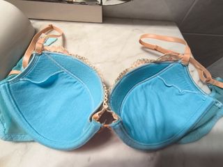 Reggiseno Kelitha 80C blu e rosa pizzo
Taglia 4 IT
