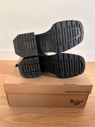 Botas Chelsea Dr.Martens Piel Negra Punta cuadrada