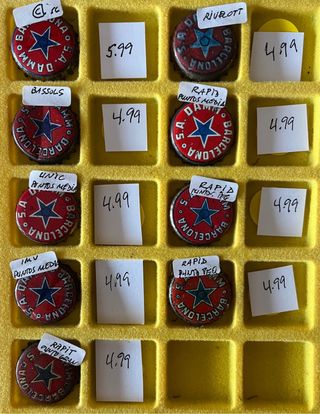 Chapas Cerveza Damm y VollDamm Barcelona (Lote)
