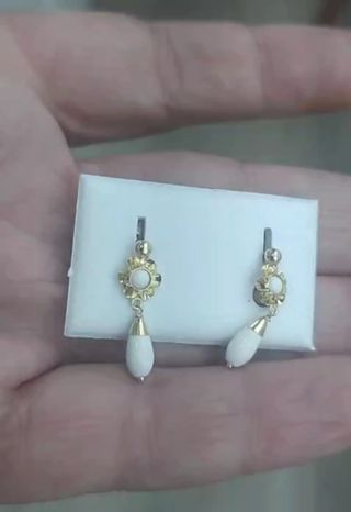 Pendientes BEBÉ Blanco en Oro de 18k 