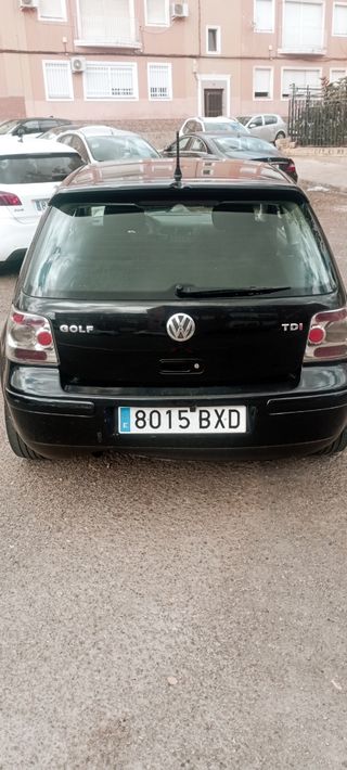 Volkswagen Golf 2002
