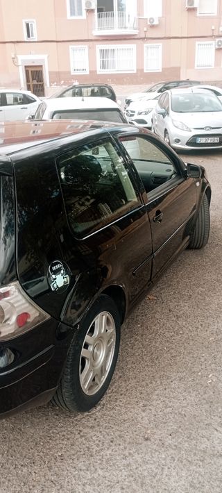 Volkswagen Golf 2002