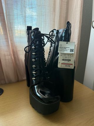 Botines Zara negros con cordones y plataforma
