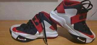 Zapatillas Nike Lebron James Talla 42