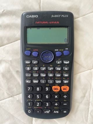 Calculadora Casio fx-83GT PLUS