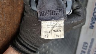 CINTURON DELANTERO DERECHO MAZDA 3 2005