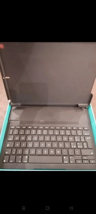 Logitech Slim Folio Tastiera iPad 7/8/9/10 Gen