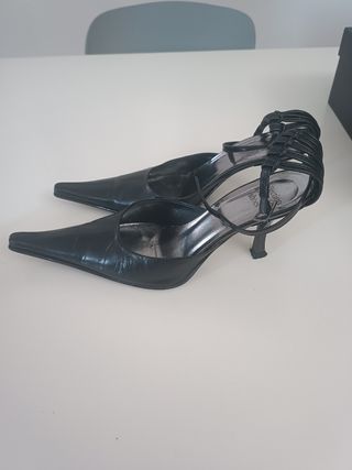 Décolleté nere con cinturino