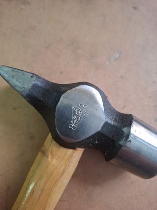 BELLOTA MARTILLOS MECÁNICOS MANGO DE MADERA 8009-A