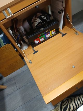 Mueble plancha madera y tela