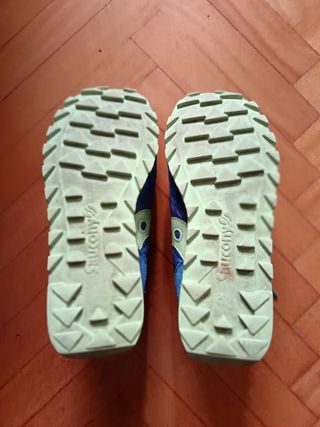 Tenis Saucony Azules y Verdes