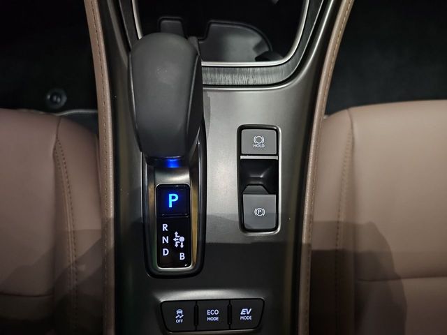 Lexus LBX 1.5 136cv HEV Elegant+