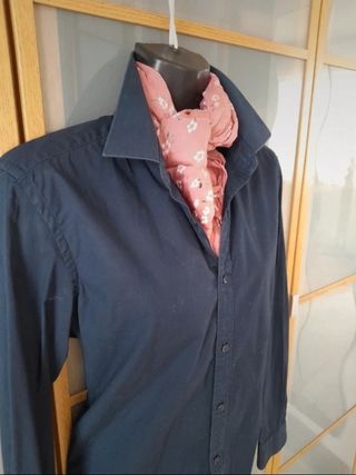 Camisa entallada azul marino mujer