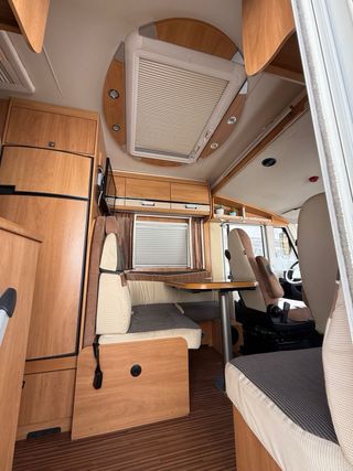 Autocaravana Dethleffs Integral 2014
121.000km