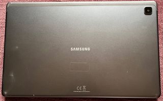 Tableta Samsung Galaxy Tab A7 SM-T500 con cargador