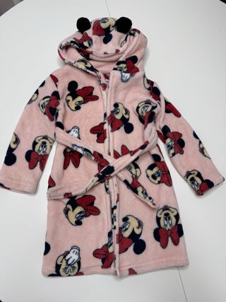 Albornoz niña Disney Minnie Mouse
talla 24-36 mese