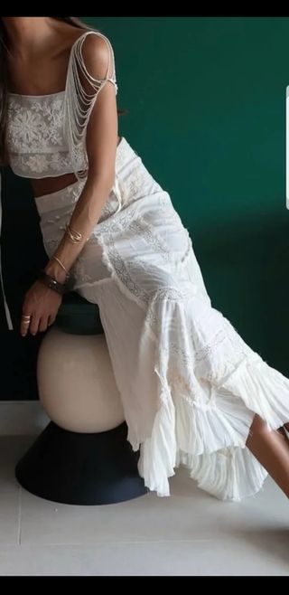 Falda Zara puntilla y abalorios zw coleccion 
