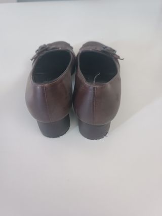 Scarpe donna marroni con fibbia