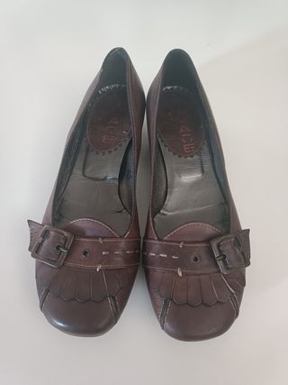 Scarpe donna marroni con fibbia