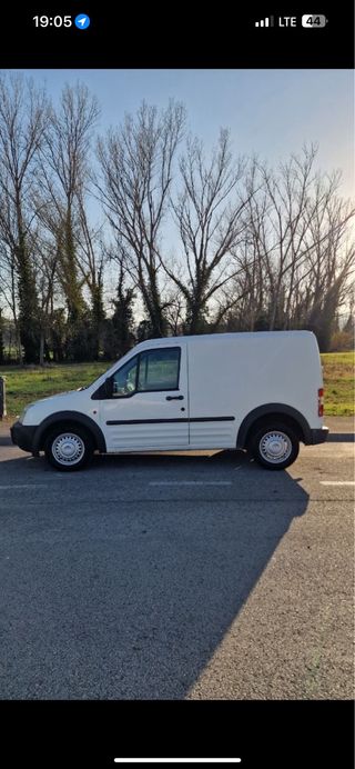 Ford Transit Connect 2005
