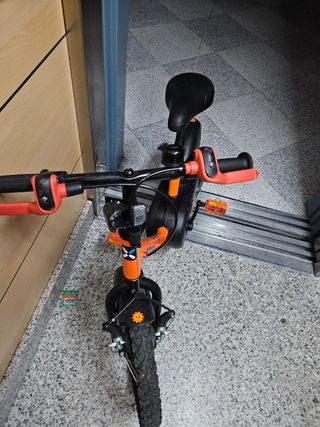 Bicicleta infantil naranja