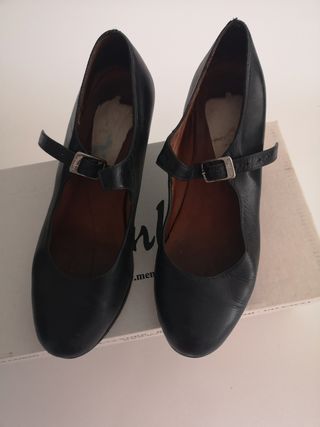 Zapatos Flamenco con clavos Menkes T34
