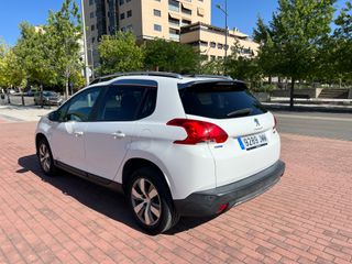 Peugeot 2008  1.6 HDI 100CV 5 PUERTAS 